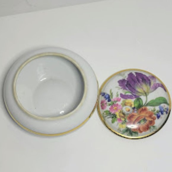 VINTAGE HAND PAINTED FINE PORCELAIN TRINKET BOX BAVARIA BAYREUTH WEST GERMANY - Picture 3 of 6